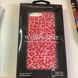Pink cheetah wild flower case